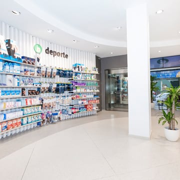Farmacia Balanguera 24h | 24-hour Pharmacy