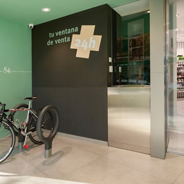 Farmacia Balanguera 24h | 24-hour Pharmacy